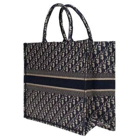 shopping bag dior|christian dior shop online.